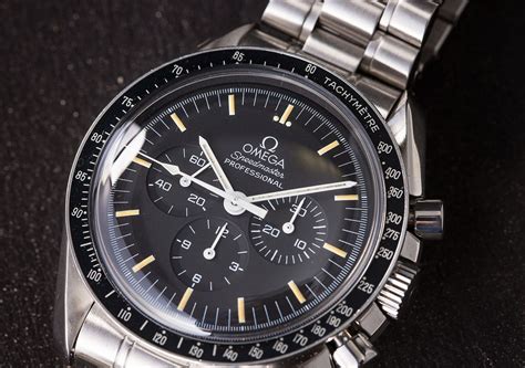 omega speedmaster moonwatch solid caseback replica|best omega speedmaster homage.